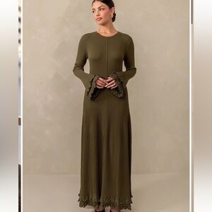 ZAHRAA Isadora Ruffle Knit Long Sleeve Maxi Dress - Olive Green Maxi Dress NEW